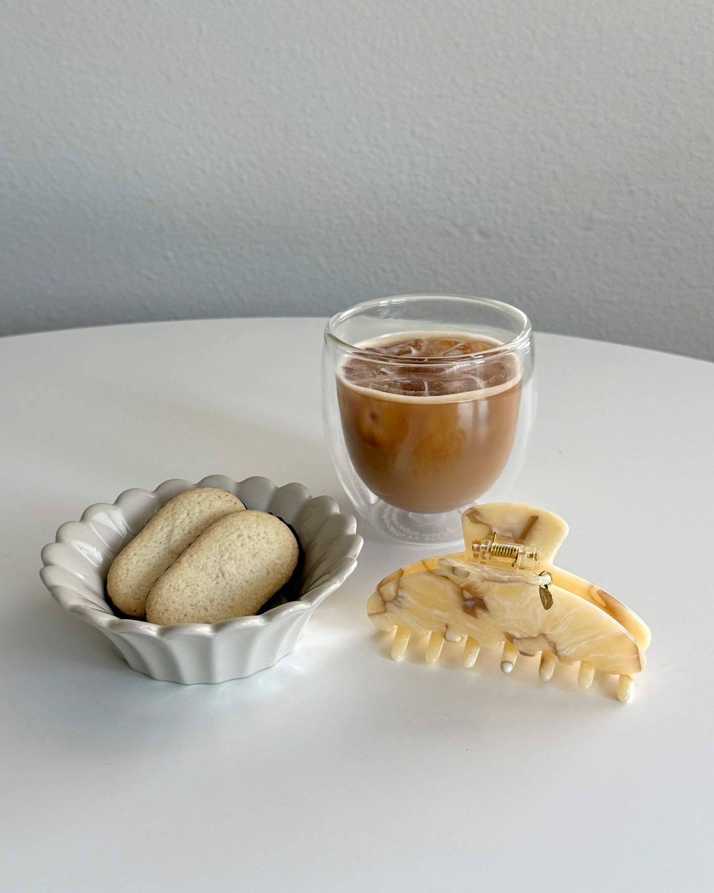 Vanilla Latte Claw Clip