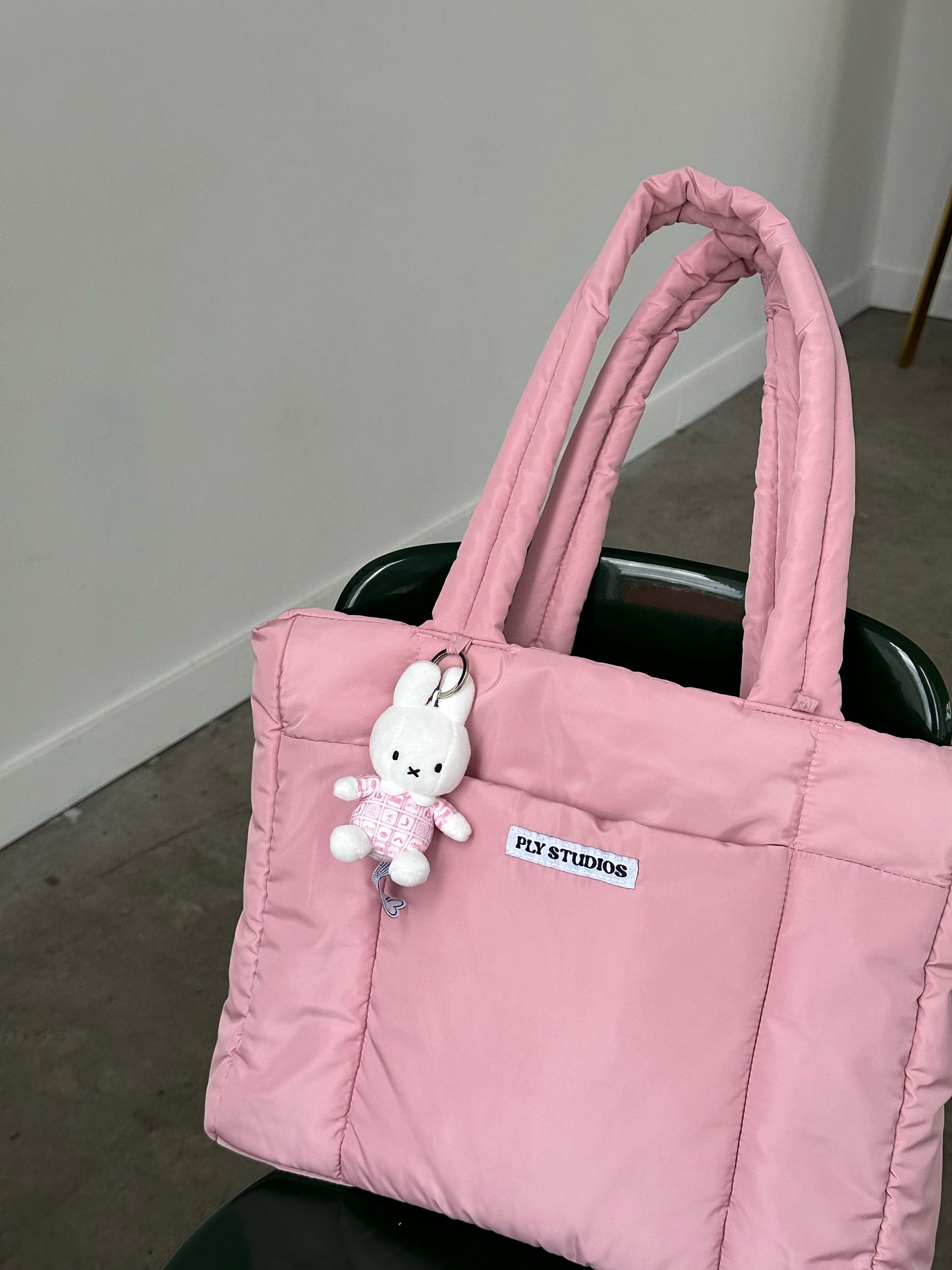 Pink Bow Puffer Tote