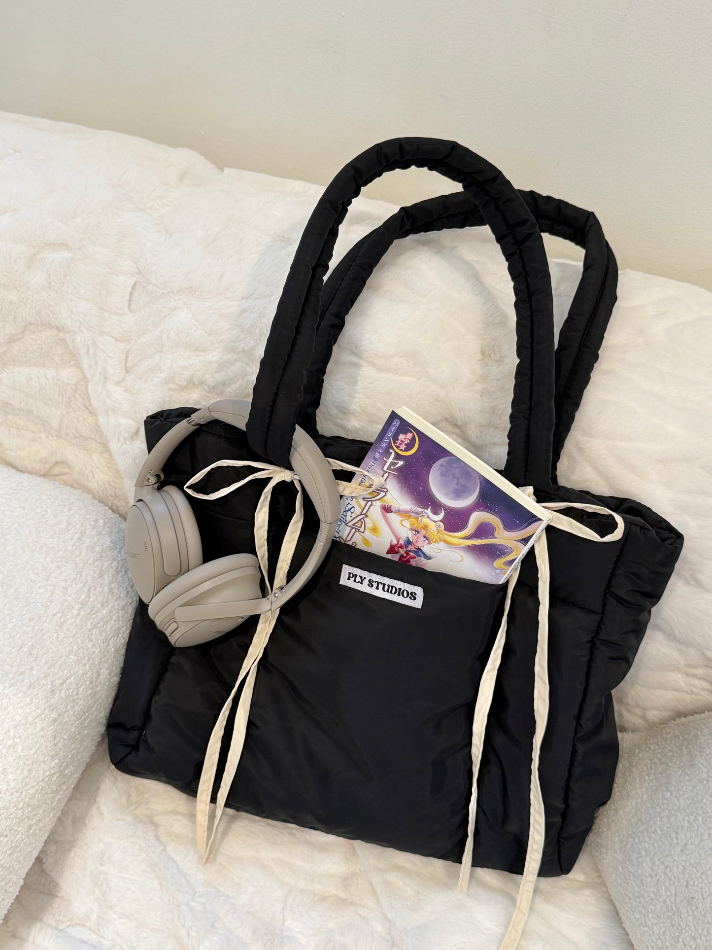 Black Bow Puffer Tote