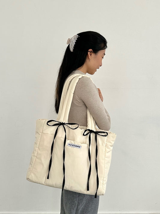 Cream Bow Puffer Tote