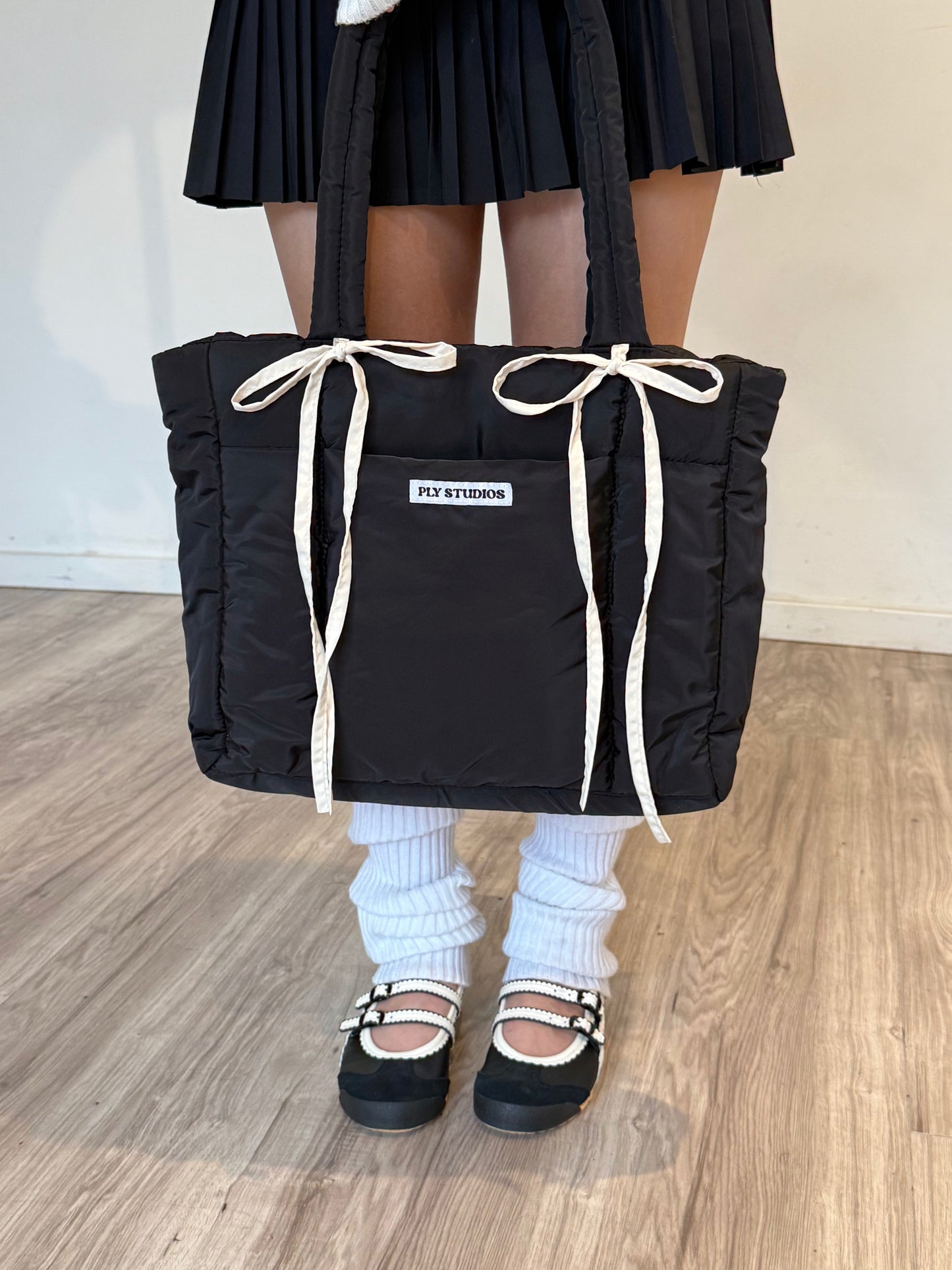 Black Bow Puffer Tote
